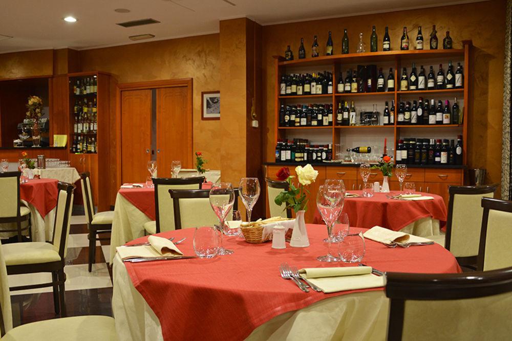 Hotel Brindor Poirino Luaran gambar