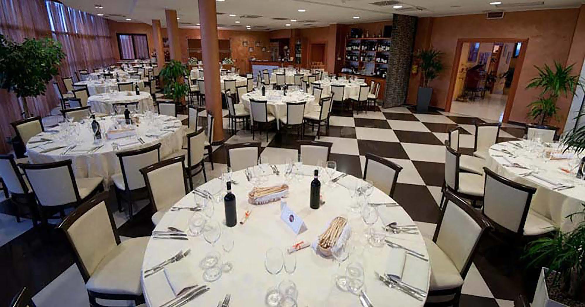 Hotel Brindor Poirino Luaran gambar
